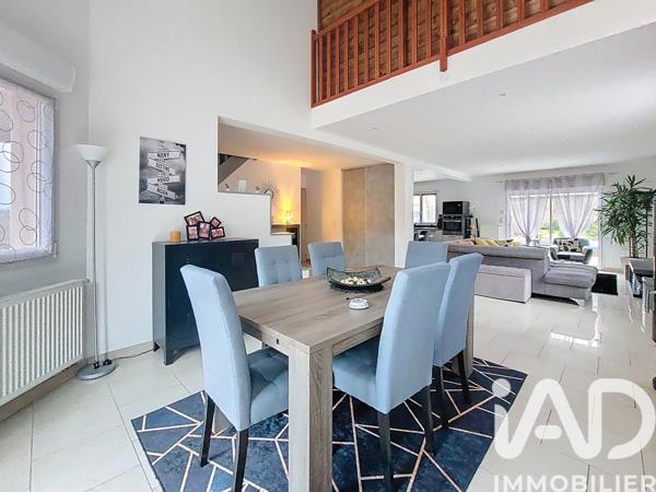 Maison à vendre 7 pièces 160 m² Saint-Michel-sur-Meurthe