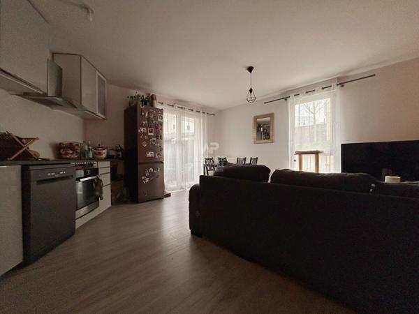 Appartement Poissy 2 pièce(s) Loyer 900 €/mois charges comprises **  - Référence  9103