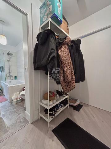 Appartement Poissy 2 pièce(s) Loyer 900 €/mois charges comprises **  - Référence  9103