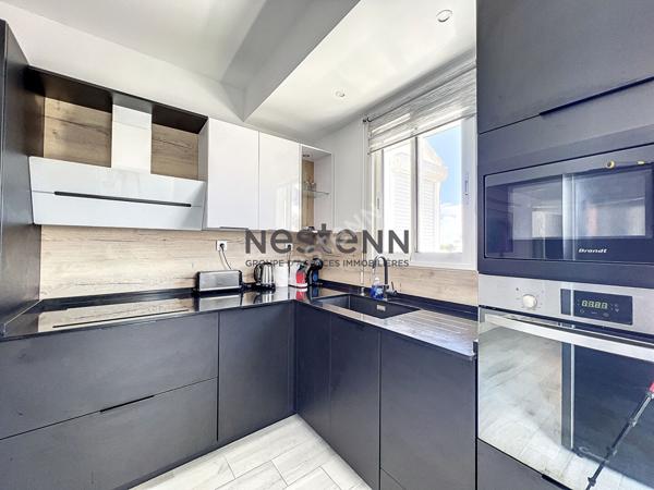 A VENDRE APPARTEMENT MEUBLE DE TYPE F4 A LA MARINA DE POINTE A PITRE