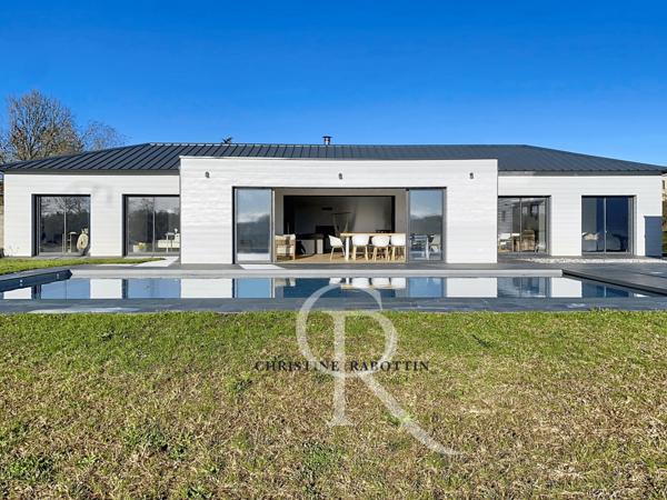 Bayonne (64100) Maison contemporaine avec 4 chambres et piscine, vue sur les montagnes proche de Bayonne