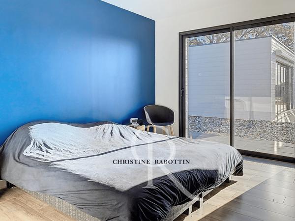 Bayonne (64100) Maison contemporaine avec 4 chambres et piscine, vue sur les montagnes proche de Bayonne