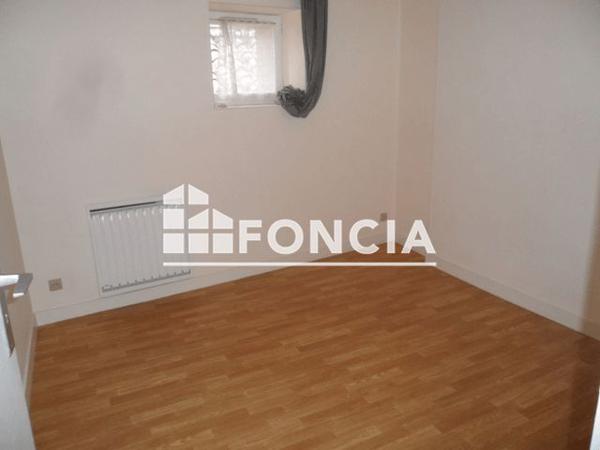 Location Appartement 2 pièces 32.62 m² - 12/14 RUE DE LA CROIX BLANCHE Poitiers 86000