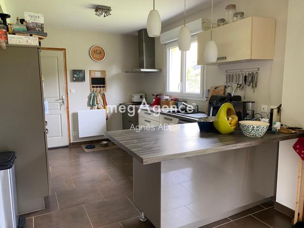 Maison à HELLEVILLE, 50340 - 4 pièces 102m²