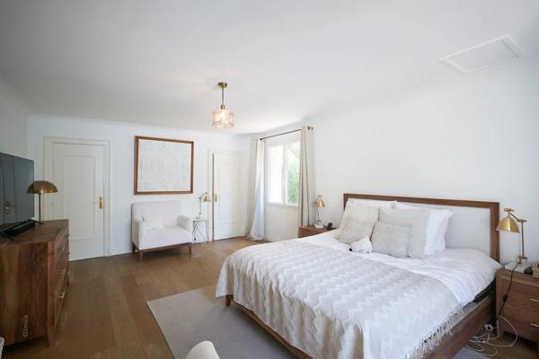 Villa avec piscine dans le centre du village de Saint-Tropez