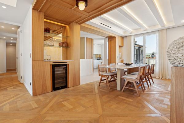 Vente Appartement de luxe Paris 8 4 Pièces 126.28 m²