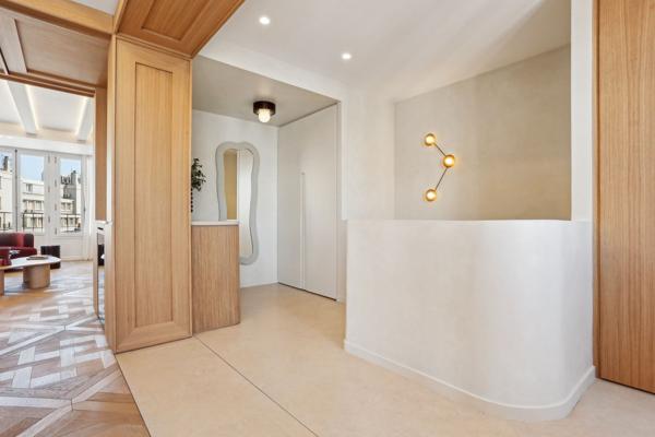 Vente Appartement de luxe Paris 8 4 Pièces 126.28 m²