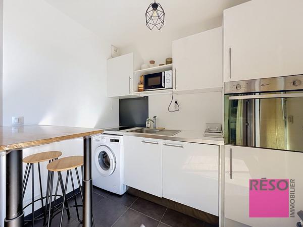 GRAND STUDIO – TERRASSE PLEIN SUD – VUE DÉGAGÉE – PROXIMITÉ CEVA & TRAM