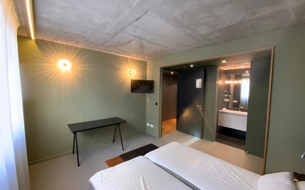 Immeuble à vendre    7 pièces • 333,08 m2 Lyon 4