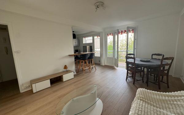 Appartement à louer    3 pièces • 56,34 m2 Sainte-Foy-lès-Lyon