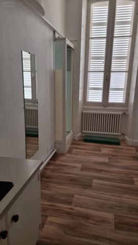 Immeuble de rapport à vendre à Jonzac en Charente-Maritime (17500), ref : 1880