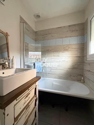 SAINTE ANNE - MAISON D'ENVIRON 70M² AVEC EXTERIEUR