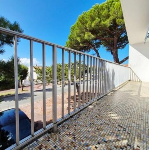 Maison à vendre 5 pièces ROYAN (17) - Terrain de 223m²