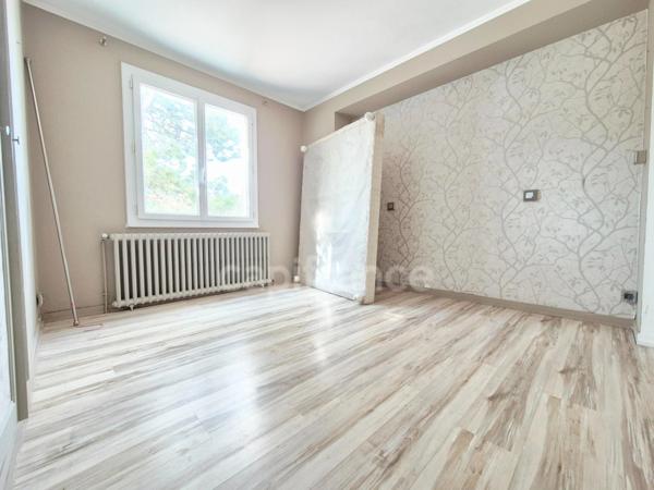 Maison à vendre 5 pièces ROYAN (17) - Terrain de 223m²