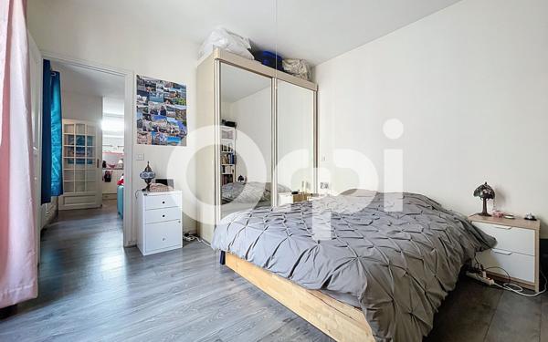 Appartement à vendre    2 pièces • 43 m2 Montrouge