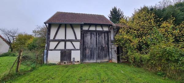 Jolie longère en brique + Grange