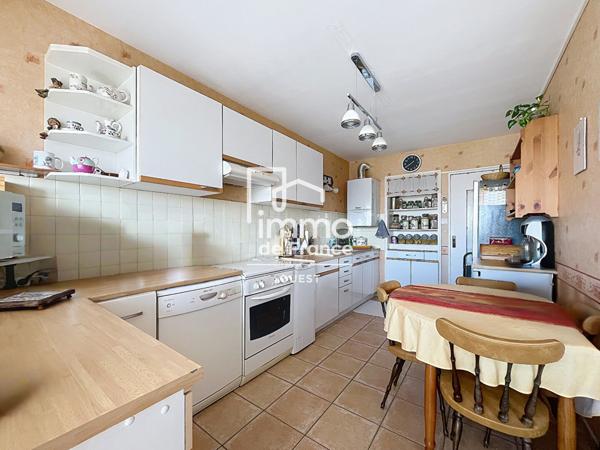 Appartement La Roche Sur Yon 4 pièce(s) 87 m2