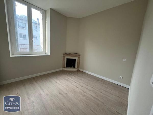 Appartement à louer 2 pièces 38m² Tulle (19000)