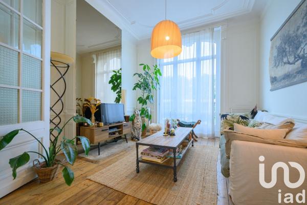 Appartement 3 pièces de 77 m² à Lille (59800)