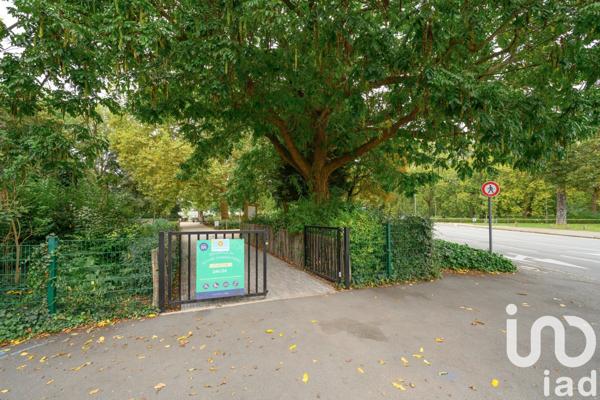 Appartement 3 pièces de 77 m² à Lille (59800)