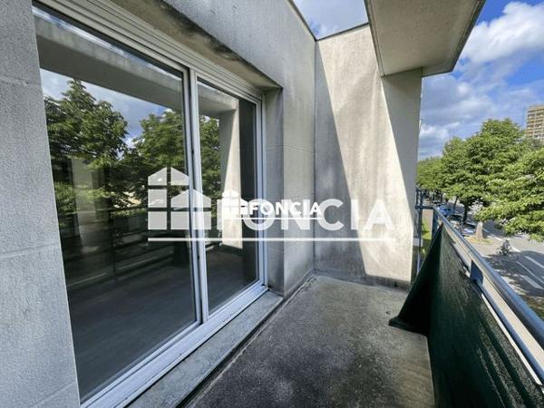 Location Appartement 3 pièces 63.4 m² - 24 BOULEVARD LE CORBUSIER Reze 44400