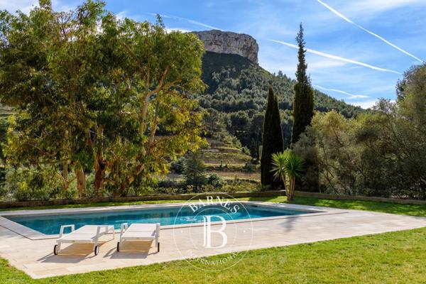 Cassis, Villa 3 Chambres -  250 m² à vendre