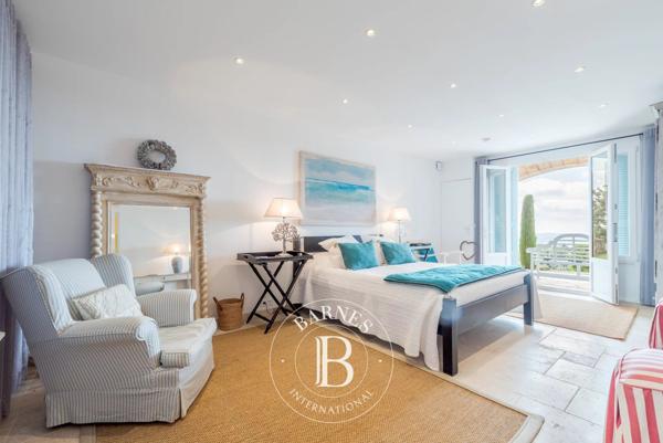 Châteauneuf-Grasse, Villa 5 Chambres -  220 m² à vendre