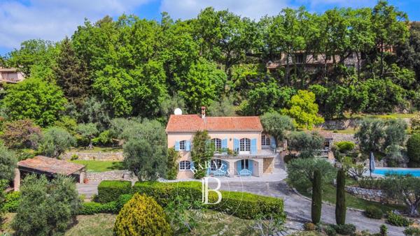 Châteauneuf-Grasse, Villa 5 Chambres -  220 m² à vendre