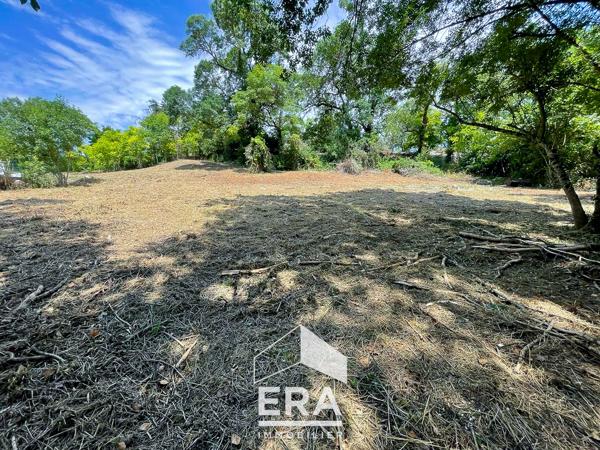 Terrain Taix 2983 m2