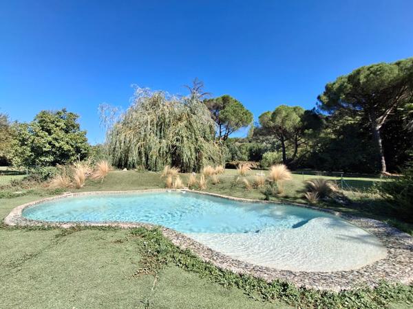 BEDARIEUX maison de caractère avec parc, piscine lagon, garage