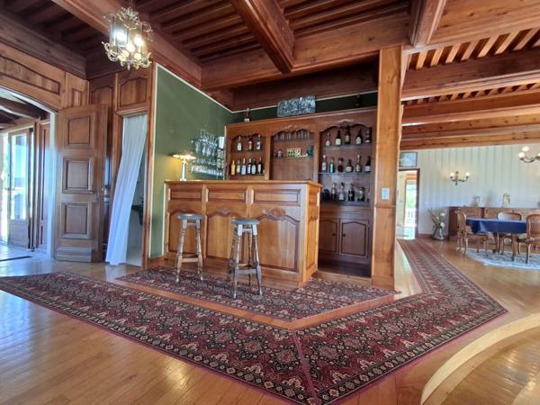 BEDARIEUX maison de caractère avec parc, piscine lagon, garage