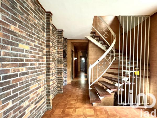 House for sale 7 rooms 179 m² Bourg-la-Reine