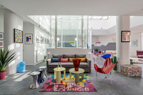 Loft d’architecte André Stern – 260 m² de lumière au sommet d’un immeuble Haussmannien