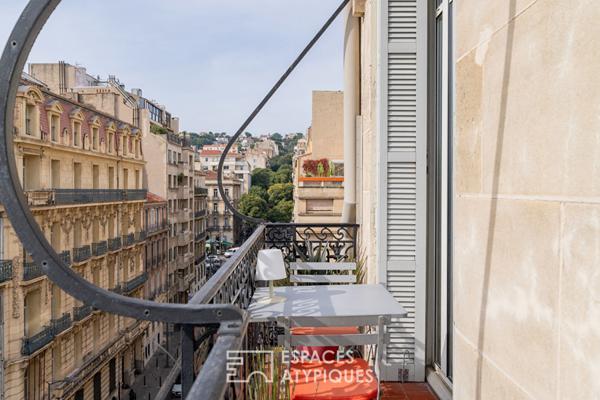 Loft d’architecte André Stern – 260 m² de lumière au sommet d’un immeuble Haussmannien