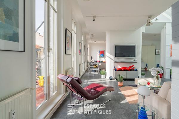 Loft d’architecte André Stern – 260 m² de lumière au sommet d’un immeuble Haussmannien
