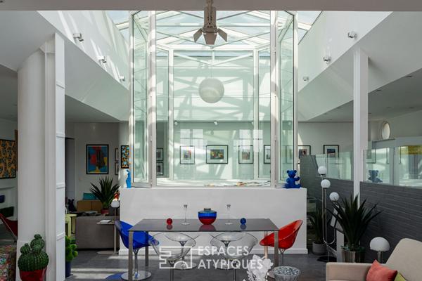 Loft d’architecte André Stern – 260 m² de lumière au sommet d’un immeuble Haussmannien