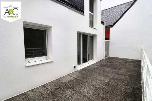 QUEVEN APPARTEMENT EN DUPLEX 2 CHAMBRES GRANDE TERRASSE ET GARAGE