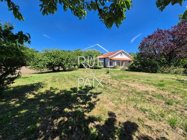 86120 LES TROIS MOUTIERS Maison Les Trois Moutiers 4 pièce(s) 94 m2