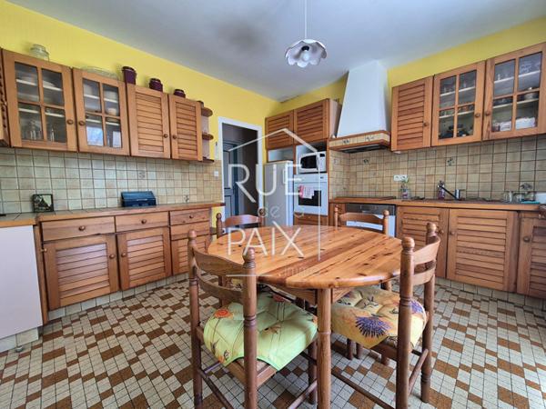 86120 LES TROIS MOUTIERS Maison Les Trois Moutiers 4 pièce(s) 94 m2