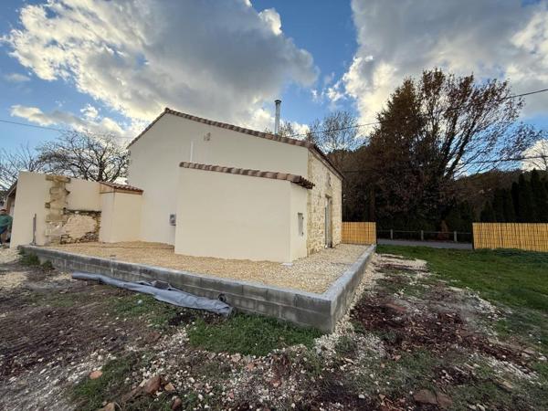 ST YZAN DE SOUDIAC MAISON 3 CHAMBRES sur 1000 m²  Saint-Yzan-de-Soudiac (33920)
