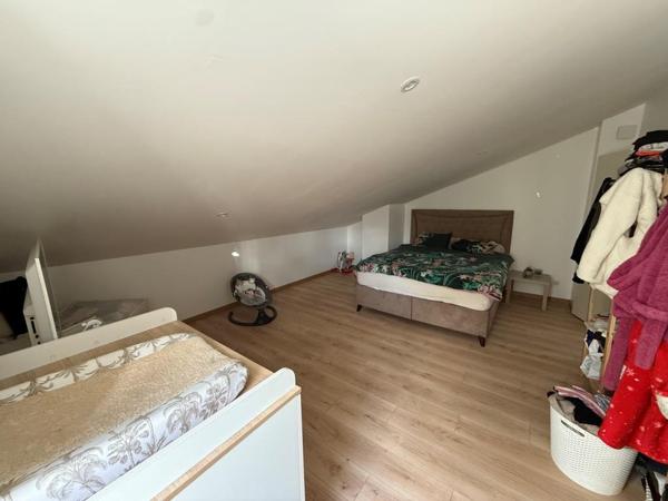 ST YZAN DE SOUDIAC MAISON 3 CHAMBRES sur 1000 m²  Saint-Yzan-de-Soudiac (33920)