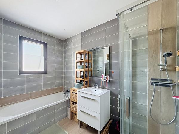 Maison Verrieres En Anjou 4 pièce(s) 100 m2