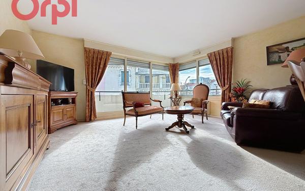 Appartement à vendre    3 pièces • 94,08 m2 Vichy