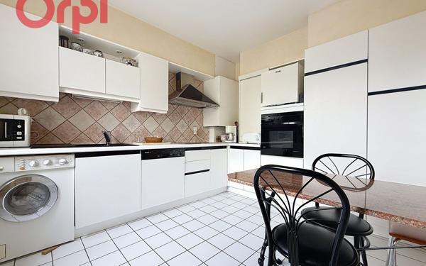 Appartement à vendre    3 pièces • 94,08 m2 Vichy