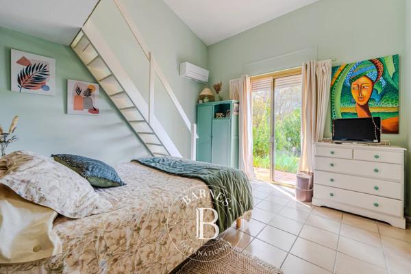 Lambesc, Maison 4 Chambres -  235 m² à vendre