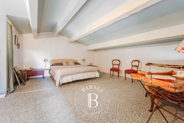 Lambesc, Maison 4 Chambres -  235 m² à vendre