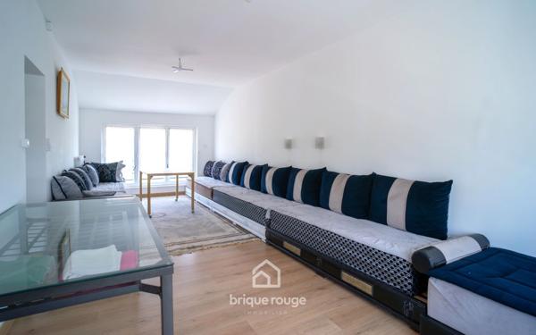 LARGE MAISON BEL ETAGE - DOUBLE GARAGE ET ATELIER