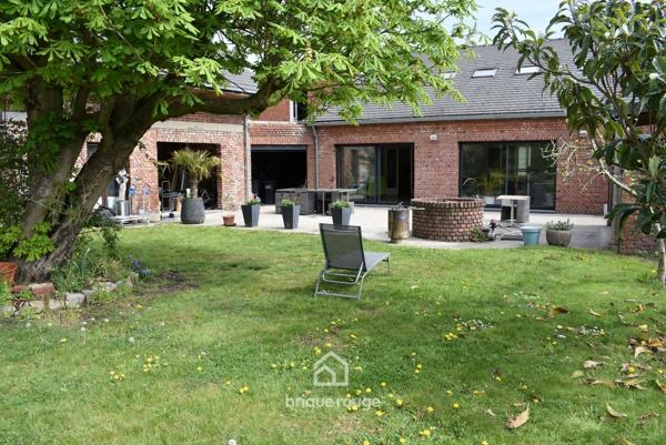 SUPERBE MAISON LONGERE DE 220M² SUR PARCELLE DE 1300M²