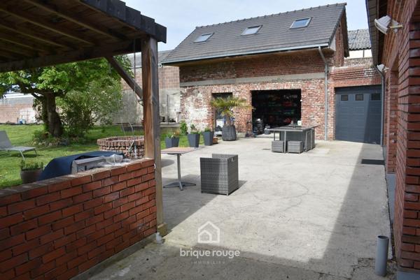 SUPERBE MAISON LONGERE DE 220M² SUR PARCELLE DE 1300M²