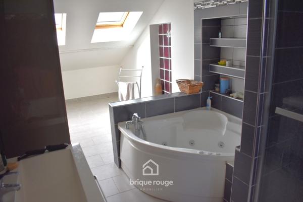 SUPERBE MAISON LONGERE DE 220M² SUR PARCELLE DE 1300M²